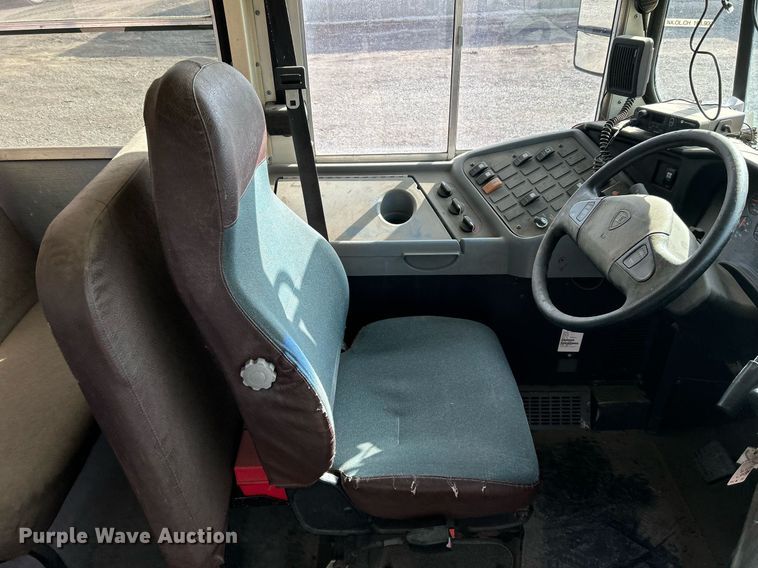 image for item EG1225 2007 International  3000 school bus