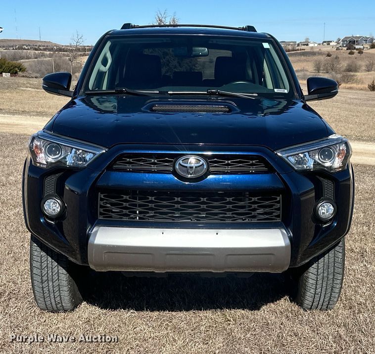 image for item EH3838 2019 Toyota  4Runner TRD Off Road SUV