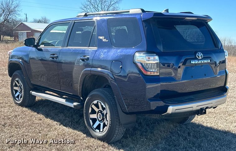 image for item EH3838 2019 Toyota  4Runner TRD Off Road SUV