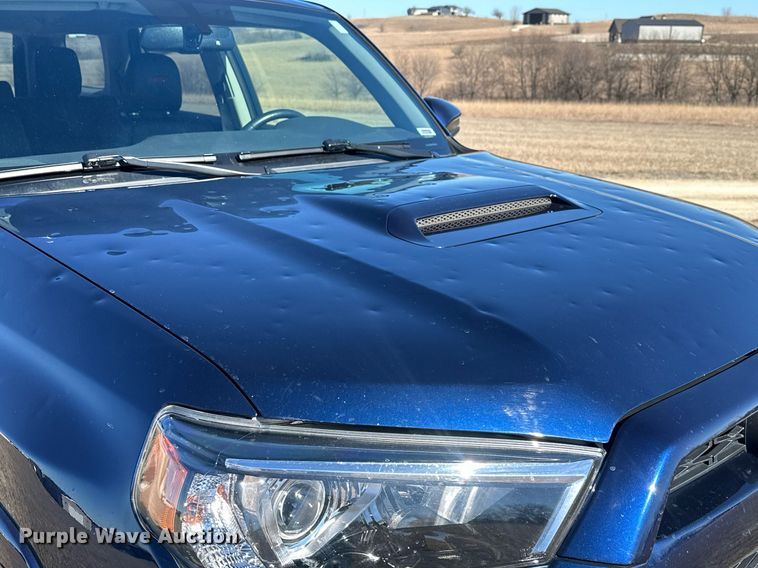 image for item EH3838 2019 Toyota  4Runner TRD Off Road SUV