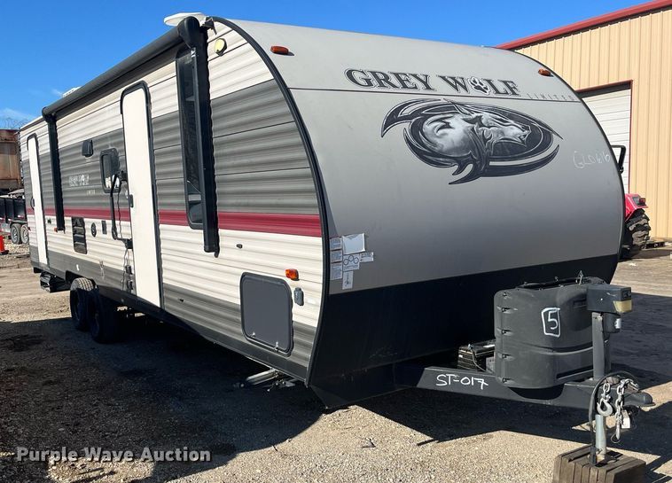 image for item EI0622 2018 Forest River Grey Wolf camper