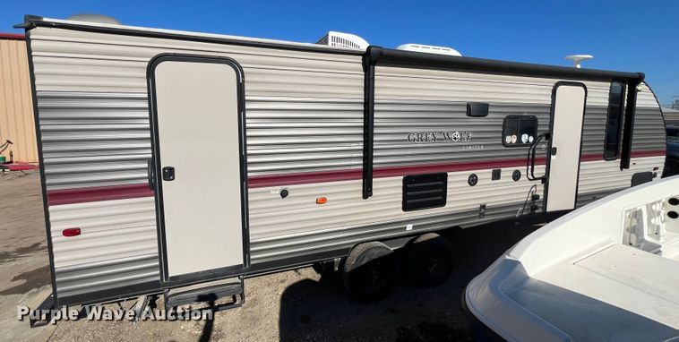 image for item EI0622 2018 Forest River Grey Wolf camper