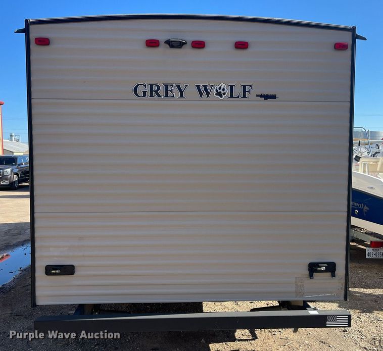 image for item EI0622 2018 Forest River Grey Wolf camper
