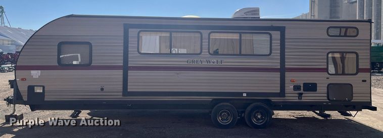 image for item EI0622 2018 Forest River Grey Wolf camper
