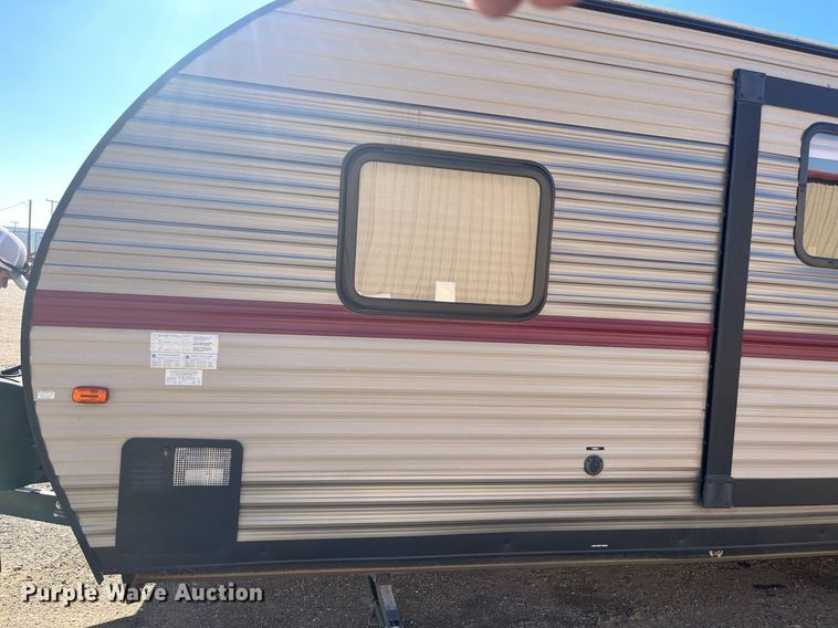 image for item EI0622 2018 Forest River Grey Wolf camper