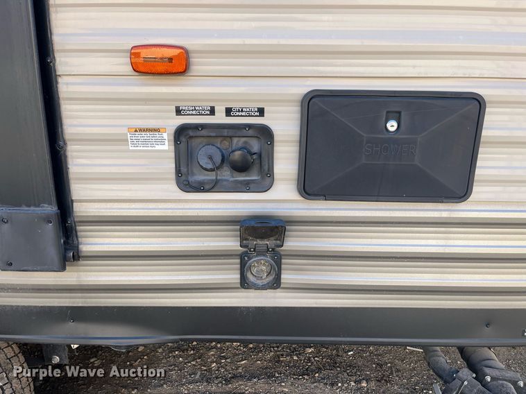 image for item EI0622 2018 Forest River Grey Wolf camper