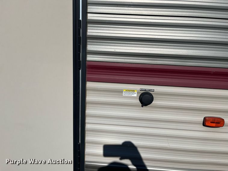 image for item EI0622 2018 Forest River Grey Wolf camper