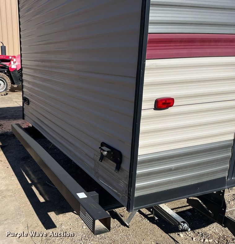 image for item EI0622 2018 Forest River Grey Wolf camper