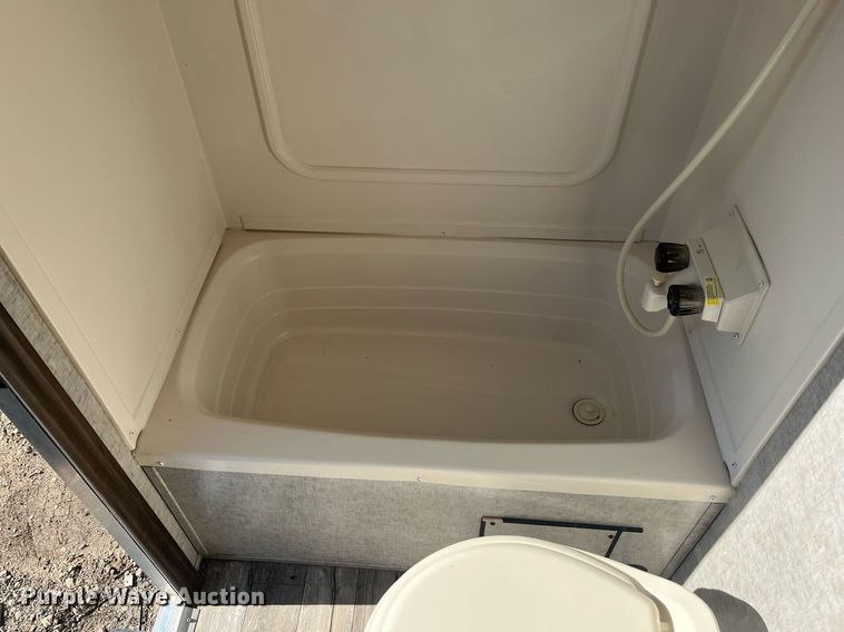 image for item EI0622 2018 Forest River Grey Wolf camper