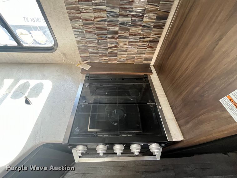 image for item EI0622 2018 Forest River Grey Wolf camper