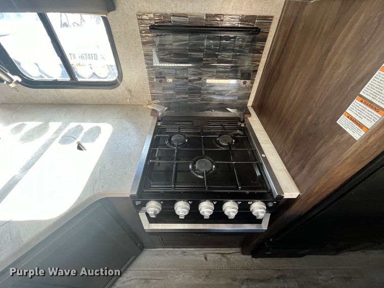 image for item EI0622 2018 Forest River Grey Wolf camper