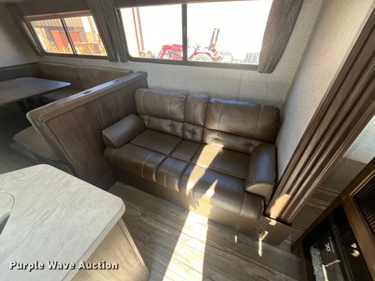 image for item EI0622 2018 Forest River Grey Wolf camper