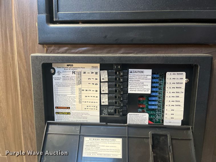 image for item EI0622 2018 Forest River Grey Wolf camper