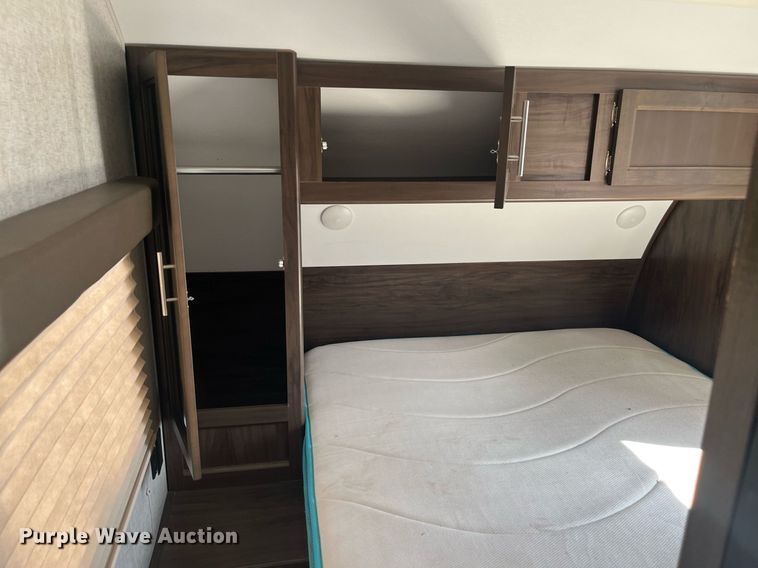 image for item EI0622 2018 Forest River Grey Wolf camper