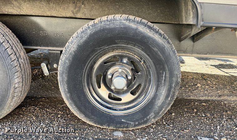 image for item EI0622 2018 Forest River Grey Wolf camper