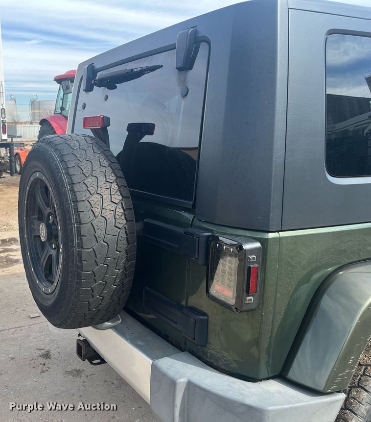 image for item EI0624 2008 Jeep Wrangler Sahara SUV