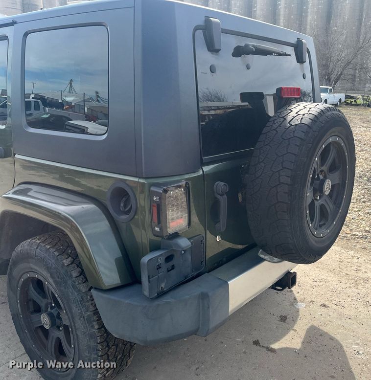 image for item EI0624 2008 Jeep Wrangler Sahara SUV