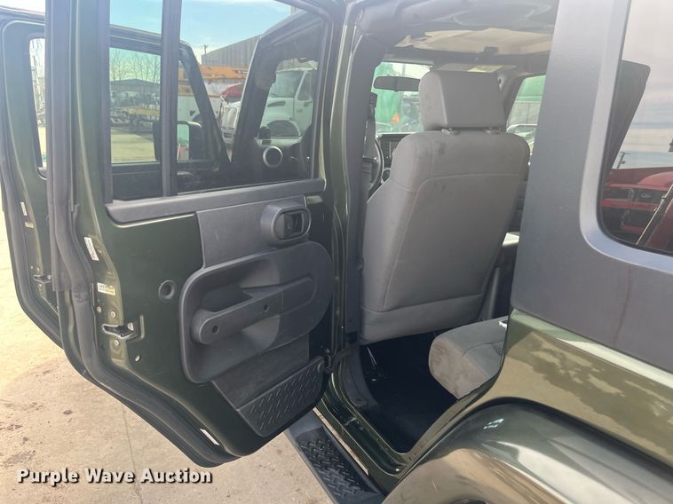 image for item EI0624 2008 Jeep Wrangler Sahara SUV