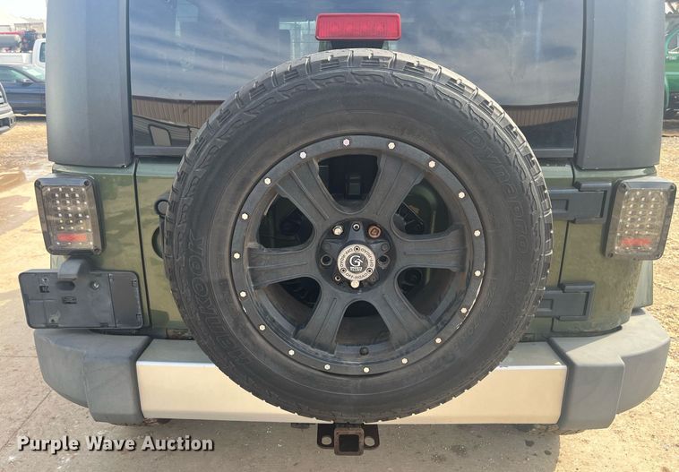 image for item EI0624 2008 Jeep Wrangler Sahara SUV