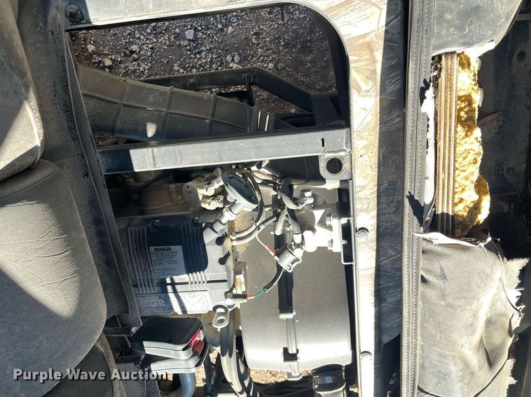 image for item EI0629 2016 Mahindra Xtv 1000C utility vehicle