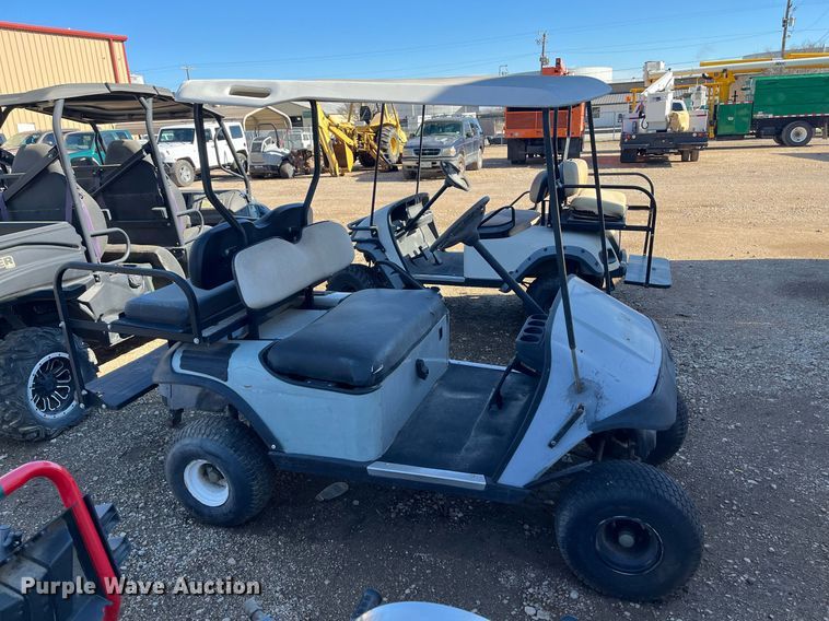 image for item EI0630 EZ-Go golf cart