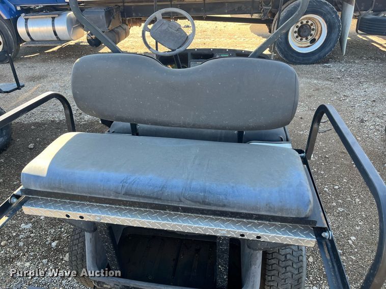 image for item EI0630 EZ-Go golf cart