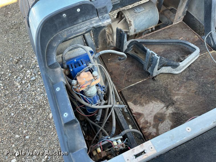 image for item EI0630 EZ-Go golf cart