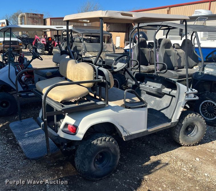 image for item EI0631 EZ-Go golf cart