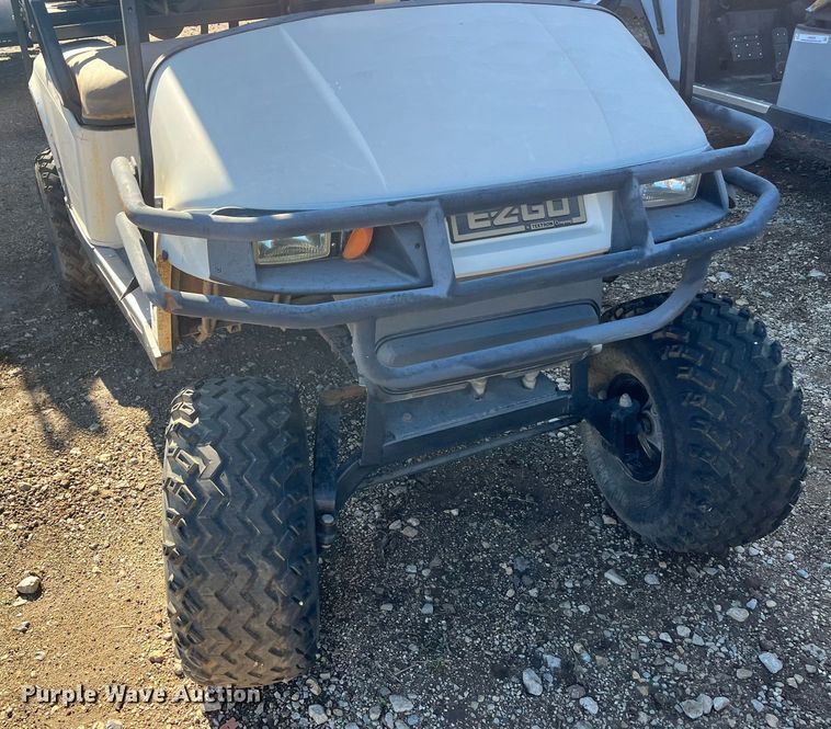 image for item EI0631 EZ-Go golf cart