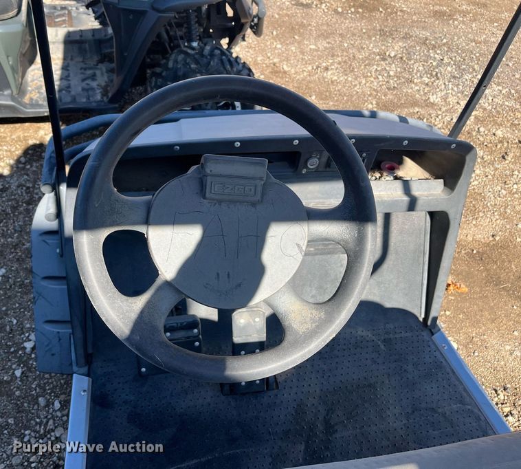image for item EI0631 EZ-Go golf cart