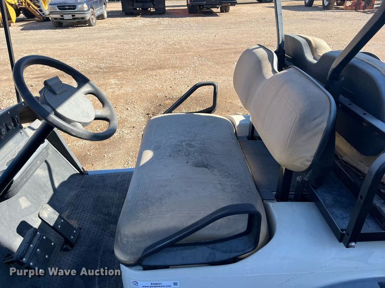 image for item EI0631 EZ-Go golf cart