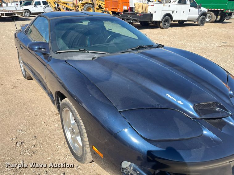 image for item EI0649 2002 Pontiac Firebird 