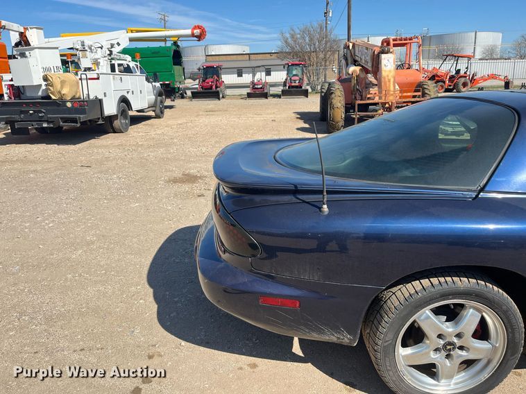 image for item EI0649 2002 Pontiac Firebird 