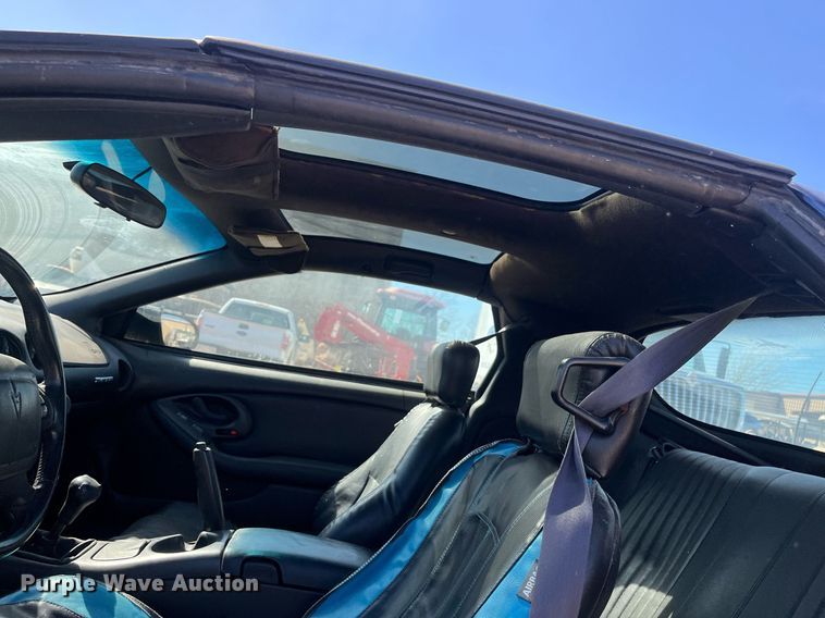 image for item EI0649 2002 Pontiac Firebird 