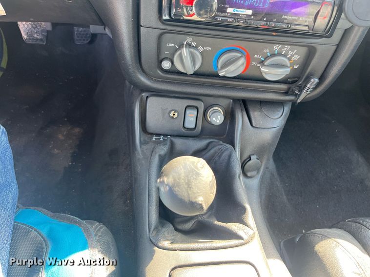 image for item EI0649 2002 Pontiac Firebird 