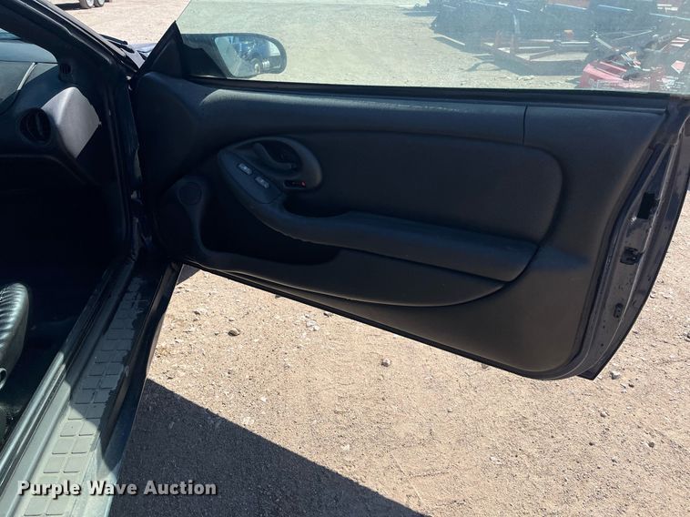 image for item EI0649 2002 Pontiac Firebird 