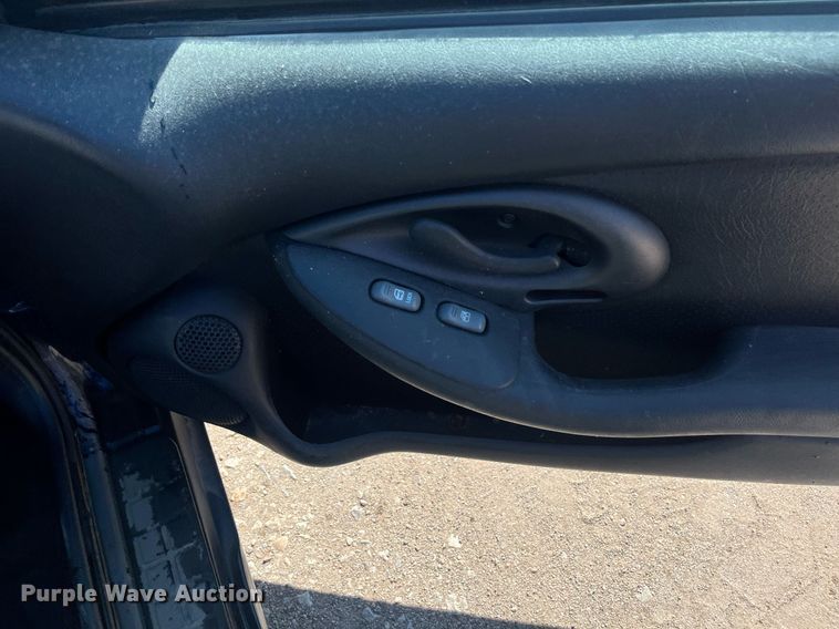 image for item EI0649 2002 Pontiac Firebird 