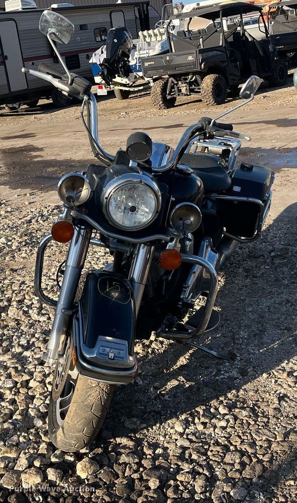 image for item EI0662 2011 Harley Davidson  Road King Police motorcycle