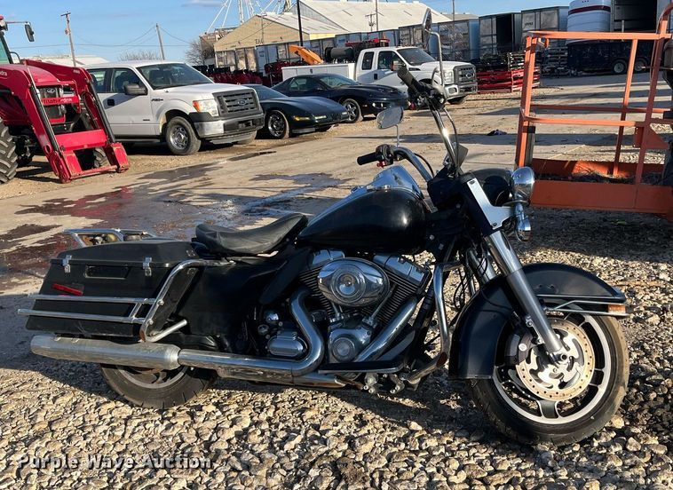image for item EI0662 2011 Harley Davidson  Road King Police motorcycle