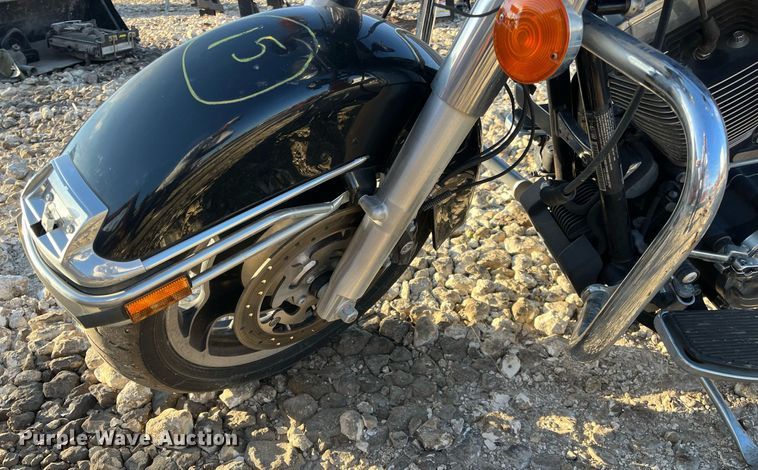 image for item EI0662 2011 Harley Davidson  Road King Police motorcycle