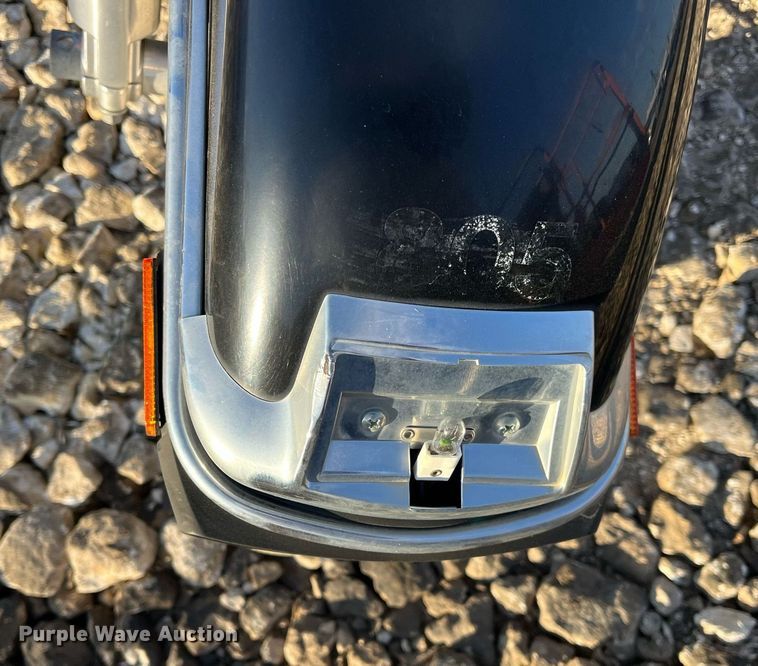 image for item EI0662 2011 Harley Davidson  Road King Police motorcycle