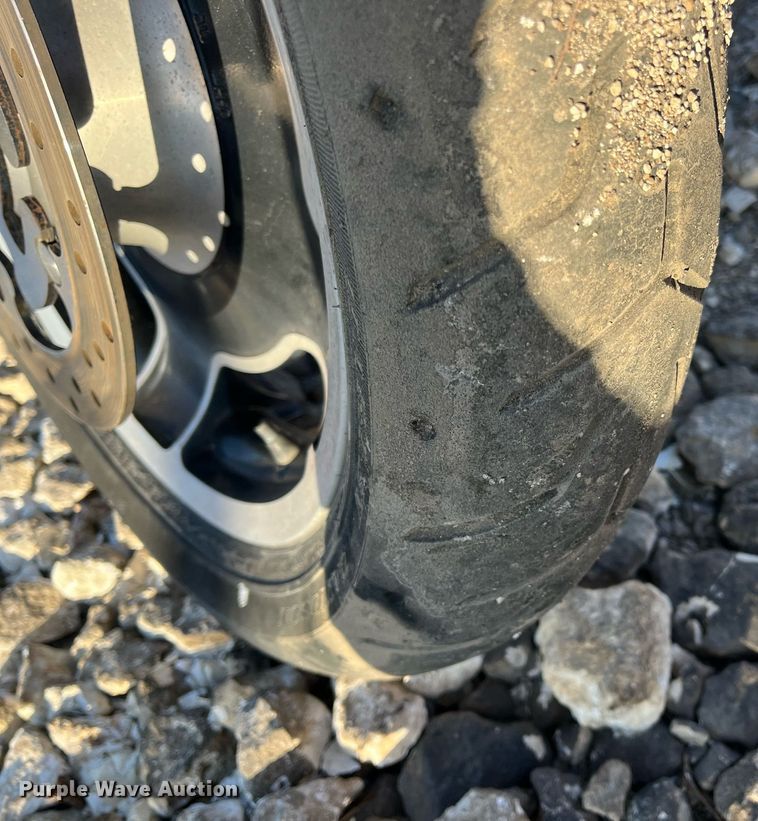 image for item EI0662 2011 Harley Davidson  Road King Police motorcycle