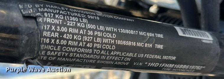 image for item EI0662 2011 Harley Davidson  Road King Police motorcycle