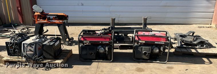 image for item EI0702 Tools