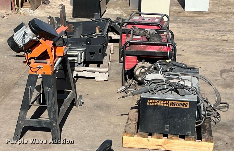 image for item EI0702 Tools