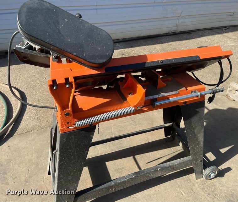 image for item EI0702 Tools