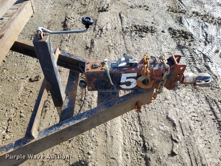 image for item EI3504 2010 C&C utility trailer