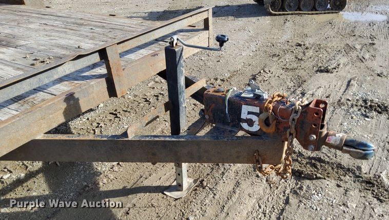 image for item EI3504 2010 C&C utility trailer