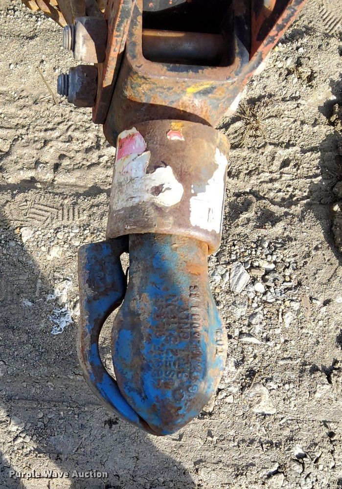 image for item EI3504 2010 C&C utility trailer