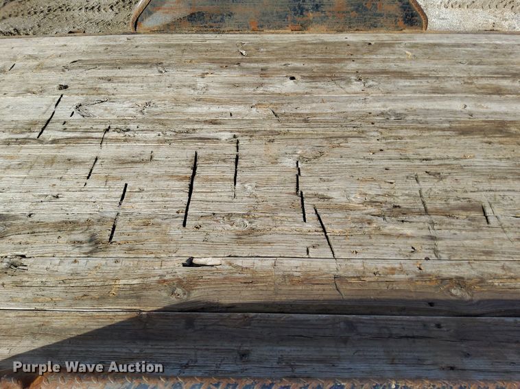 image for item EI3504 2010 C&C utility trailer